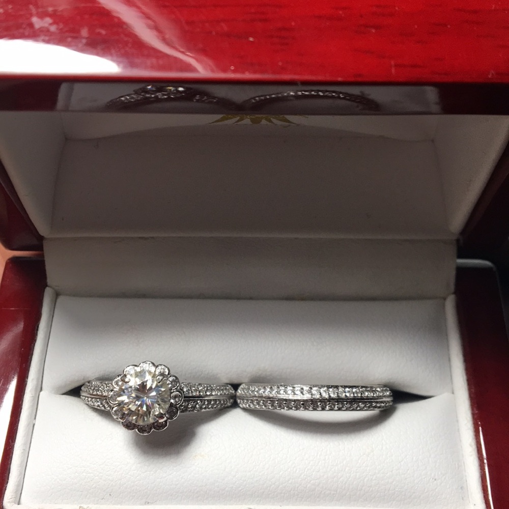 Authentic Moissanite wedding ring set